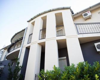 Csenge Villa - Siófok - Building