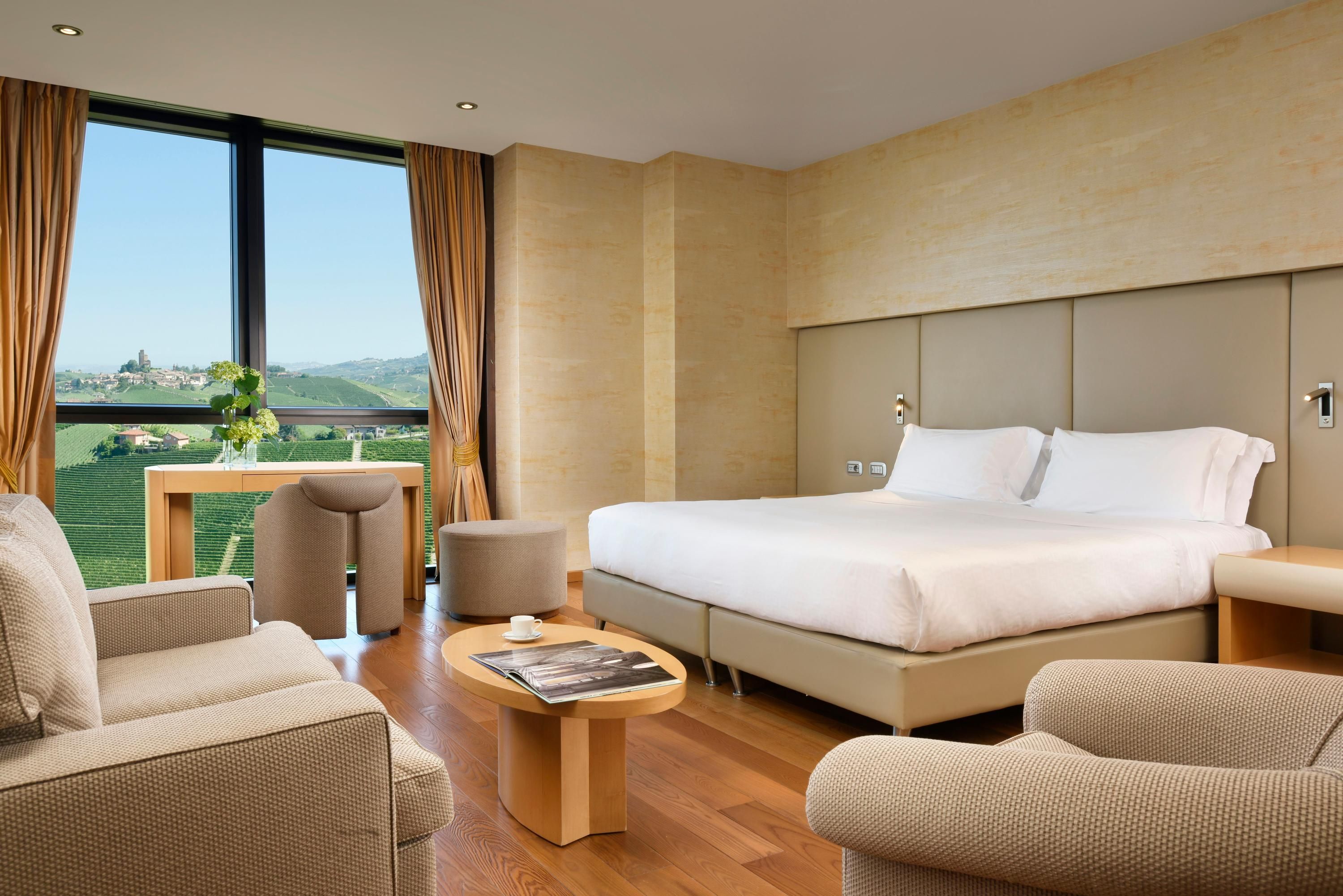Il Boscareto Resort and Spa - Serralunga d'Alba - Camera da letto