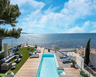 Villa with private pool and lagoon views - Mèze - Pool
