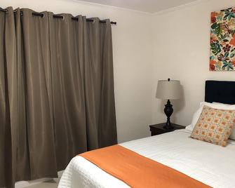 Anna's Joye Chatham - Montego Bay - Schlafzimmer