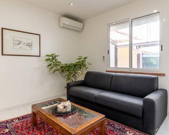 La casetta di Mity - Viareggio - Viareggio - Wohnzimmer