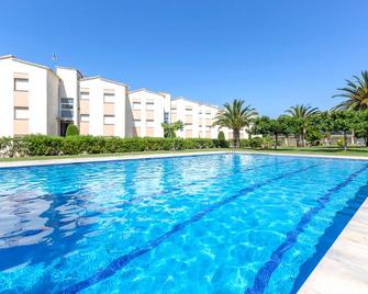 1CB - E3 Apartment with swimming-pool and garden located very close to the beach - Calella de Palafrugell - Pool