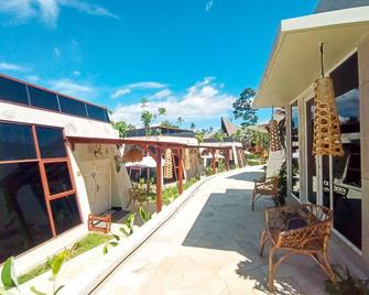 Dusun The Villas - Semarang - Balcony