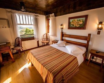 Pousada Monte Imperial - Petrópolis - Bedroom