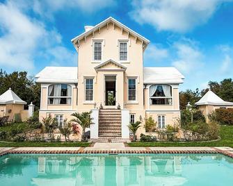 Locust Hall - Historic Farmhouse in Private Garden Setting - Devonshire