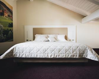 Hotel Cascina Speranza - Chieri - Habitación