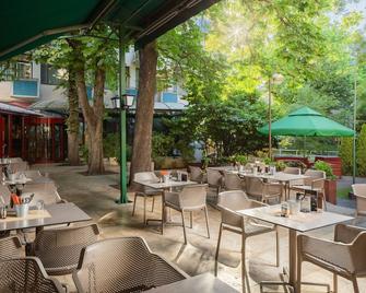 هوتل بينكزور - بودابست - مطعم