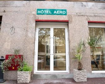 Aero Hotel - Issy-les-Moulineaux - Gebäude