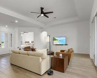 Grand Escape at The National Ave Maria - Immokalee - Sala de estar