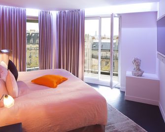 Hotel Le Chat Noir - París - Habitación