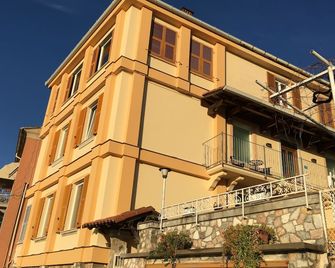 88 Miglia - לה ספציה - בניין