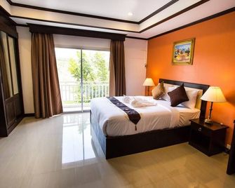 Relax At Home Boutique Hotel - Mu Si