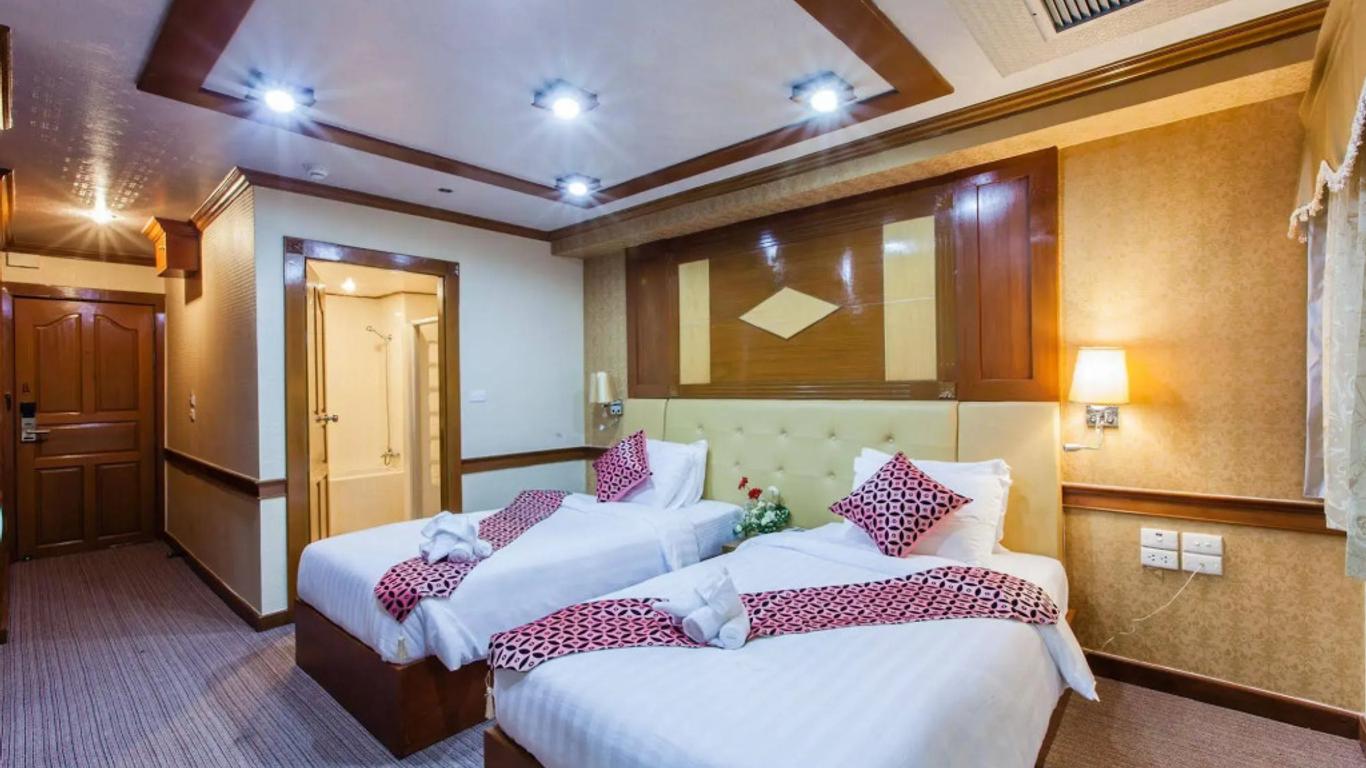 OYO 796 Paradise Sukhumvit Hotel