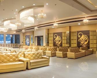 Hotel Radiance Park - Rāmpur - Lobby
