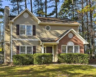 Raleigh Home Near Dining + Shops! - Raleigh - Building
