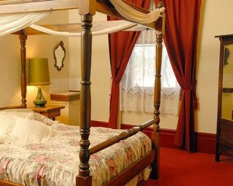 Mickey Bourke's Koroit Hotel - Koroit