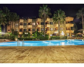 Panorama Plaza - Koycegiz - Piscina