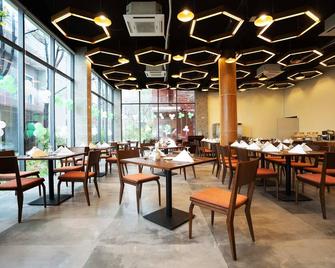 Dera Resort & Spa - Cox's Bazar - Restaurante