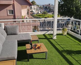 Preveza Mythos Suite / 99 m² & 48m2 terrace - Préveza - Balcony
