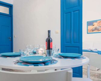 Le 4 Perle Apartments - Avola - Dining room
