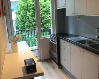 Huswell - Work & Relax In Heart Of Kortrijk - Kortrijk - Keuken