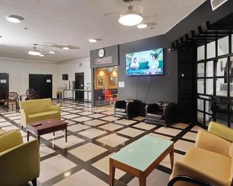 Haifa Tower Hotel - Haifa - Lobby