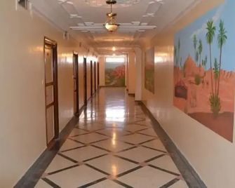 Hotel Restaurant Al Manader - Boumalne Dadès - Pasillo