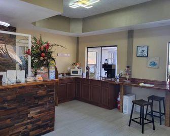 Smokies Inn - New Linens & Ultrafast Wifi - Friendliest Hospitality Guaranteed! - Kodak - Recepción