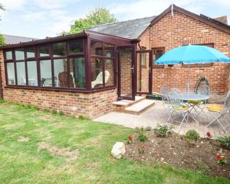 27 Swan Street - Sudbury - Patio