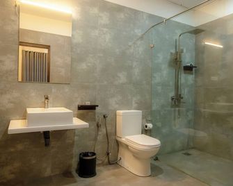Somerset Mirissa Blue - Mirissa - Bathroom