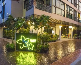 Sillemon Garden Hotel - Bangkok - Building
