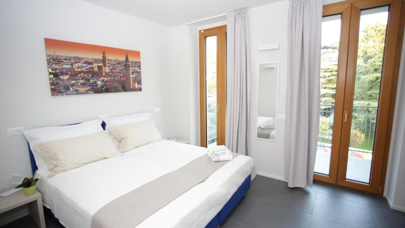 Stravagante Hostel & Rooms