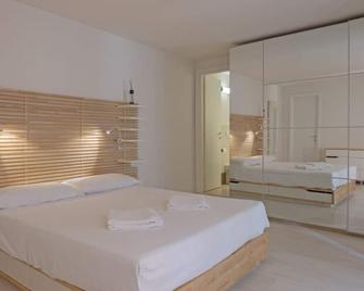 Porta Nuova Apt X6 with Balcony - Turín - Habitación