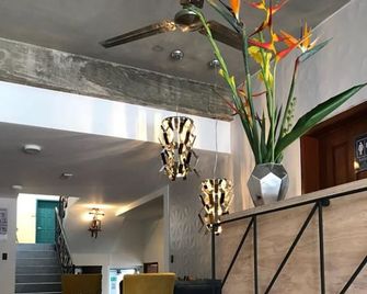 Hotel Citlalli - San Salvador - Lobby