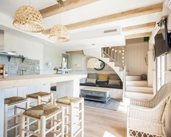 The Beach House Studios & Suites - Javea