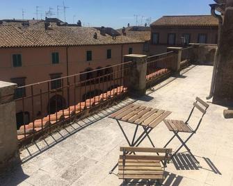 Mansardina Al Duomo - Tuscania - Balcon