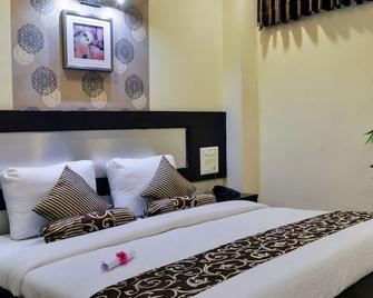 Hotel Shanti Palace - Ajmer - Κρεβατοκάμαρα