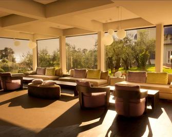 Hotel Désirée - Garda Lake Collection - סירמיונה - טרקלין