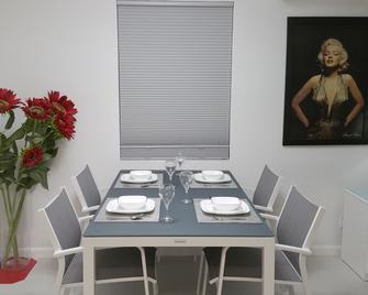Downtown Hollywood Boutique Hotel - Hollywood - Dining room