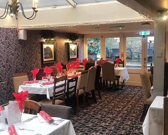 Woolpack Inn by Greene King Inns - Frome - Εστιατόριο