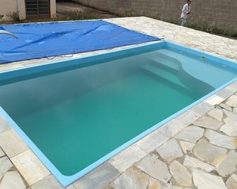 Analândia Vacation Rental - Analândia - Piscina