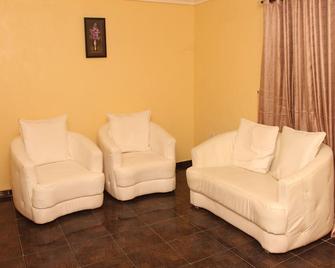 Twins Palace Hotel - Lokoja - Sala de estar