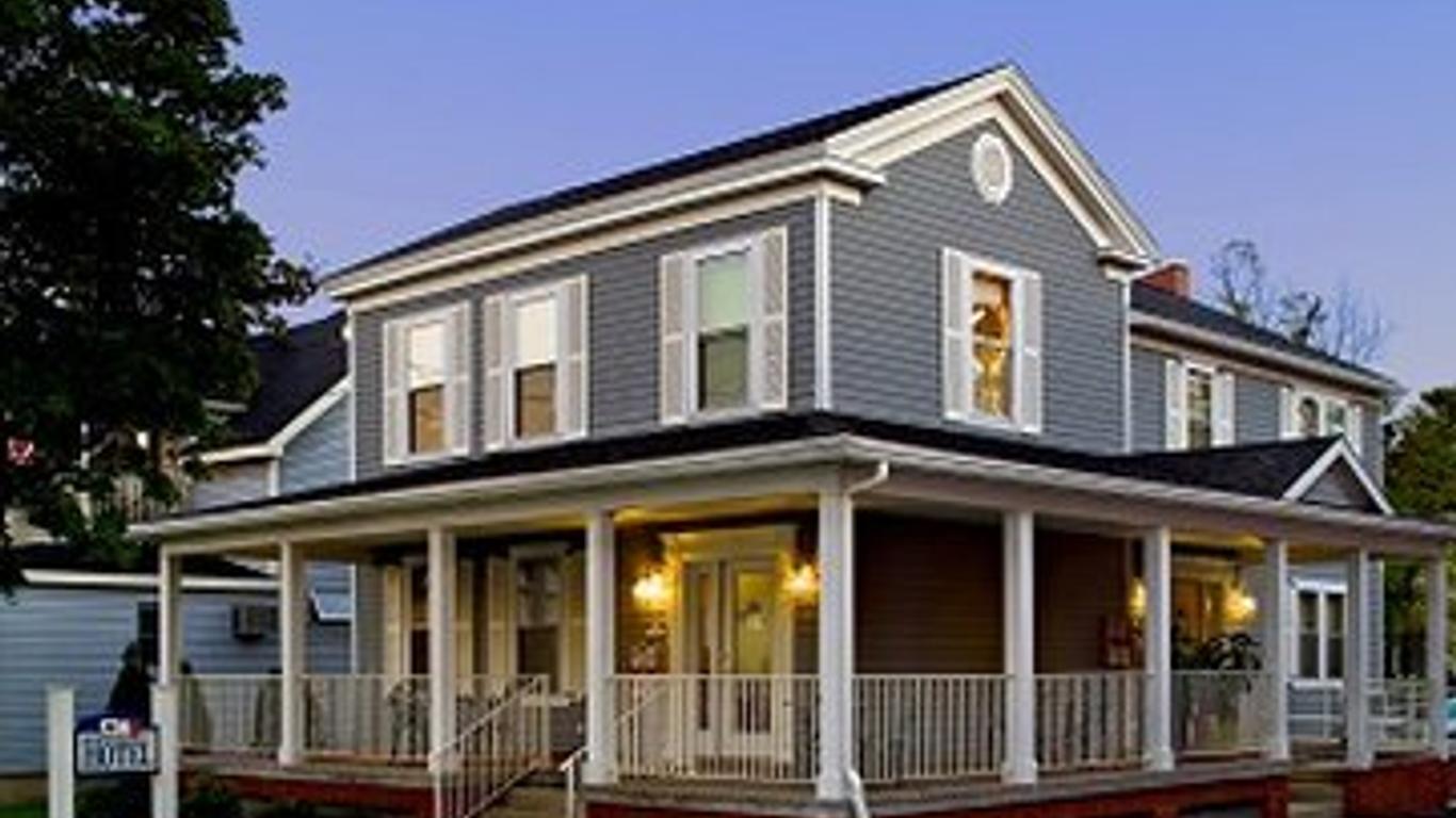 Skaneateles Suites