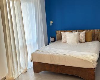 Mediterranea Suite Holiday Home - Butera - Camera da letto