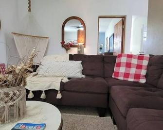 House I Lived Dreaming / A paradise in the countryside - Utuado - Sala de estar