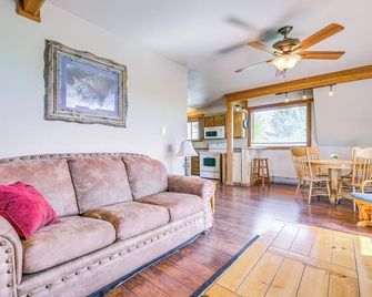 Dillon Ranch Retreat w/ Endless Mountain Views - Dillon - Obývací pokoj