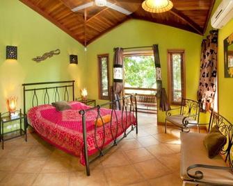 Quinta Teca at Opera Salvaje - Playa Hermosa - Habitación