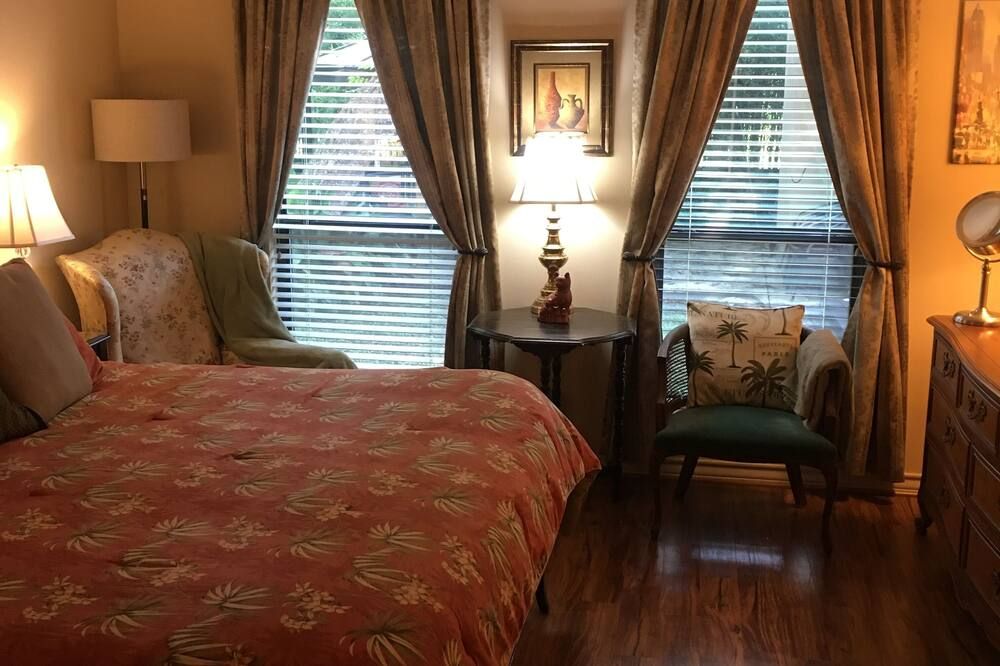 Charming Well-Appointed Casita Near Downtown River Walk and The Pearl - San Antonio - Habitación