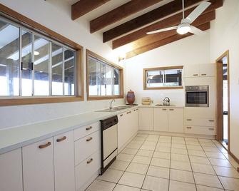 Rural Retreat Myall High - Bulahdelah - Kitchen