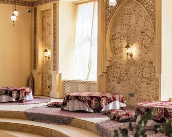 Alladin Capsule Hostel - אלמאטי